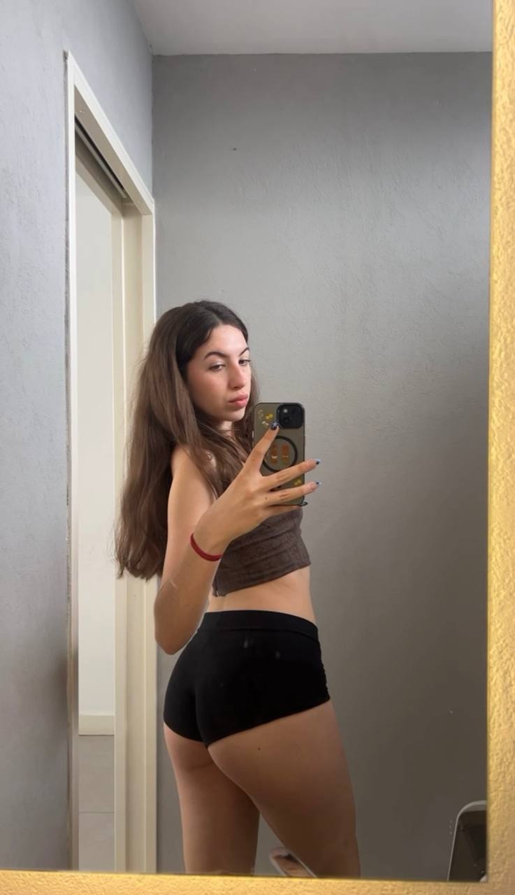 Amber in her underwear in Mississauga