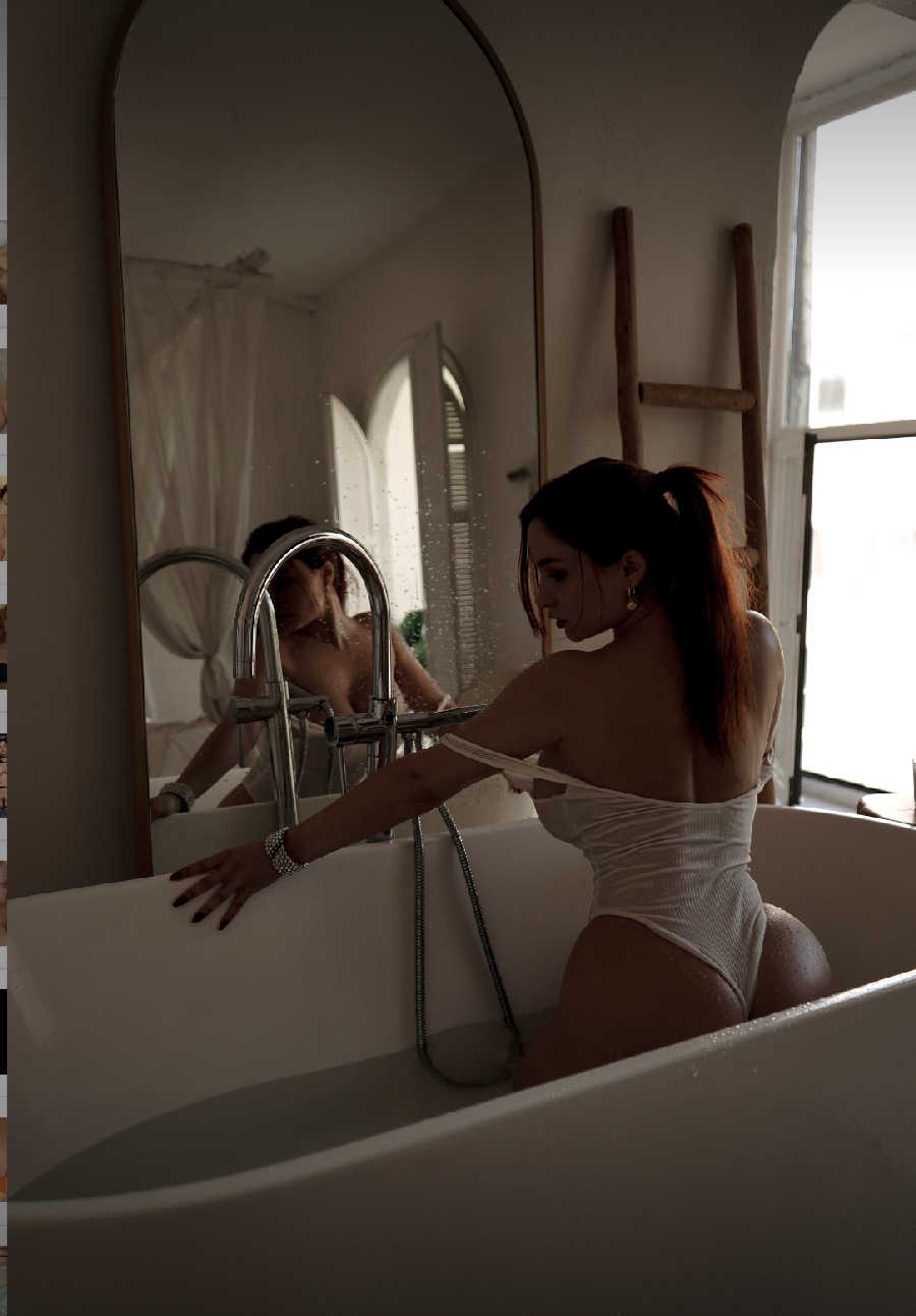 A playful frame from Miranda Faith nude — online in Mississauga