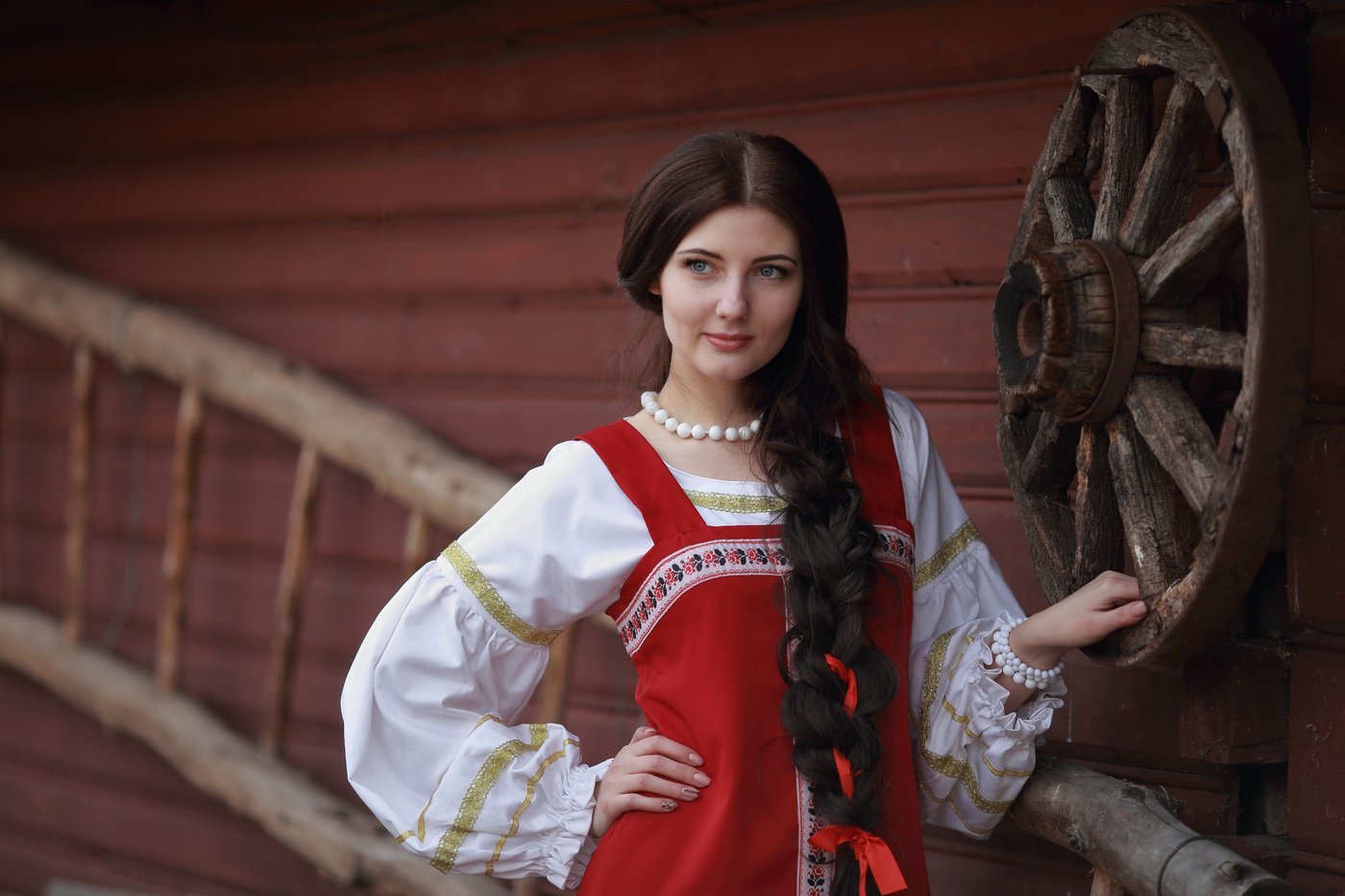 Girls in Slavic costumes in Mississauga
