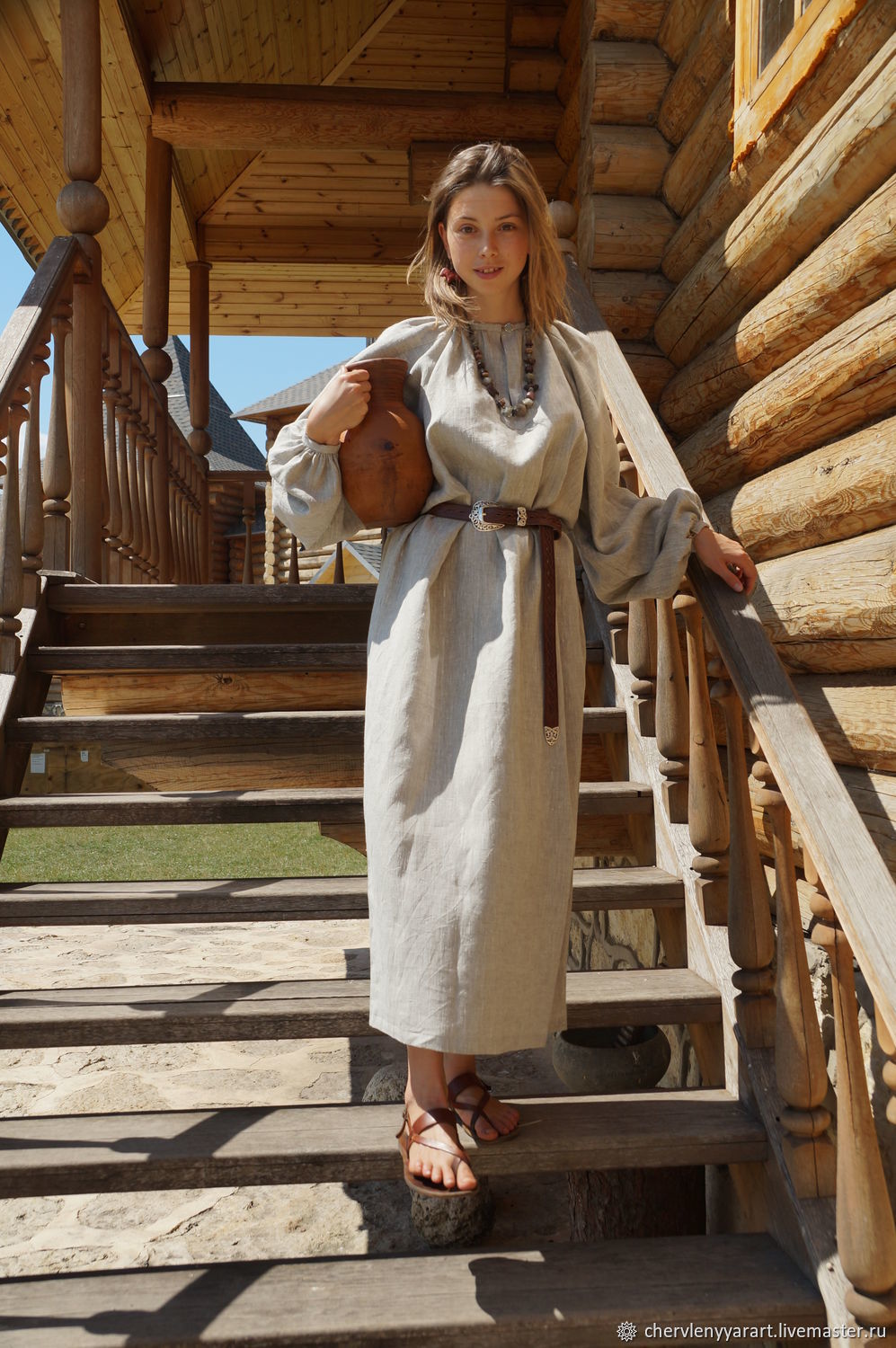 Girls in Slavic costumes in Mississauga