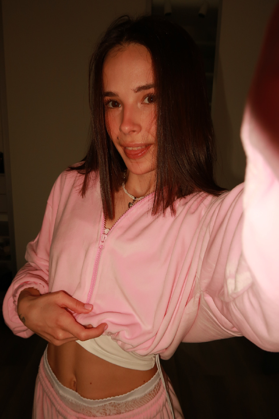 Tina brings the glow — live moments in Mississauga