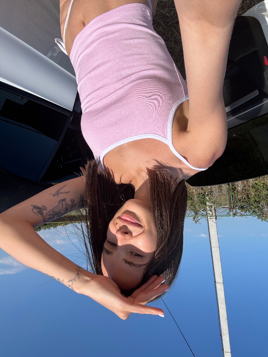 Sexy model Tina in Mississauga